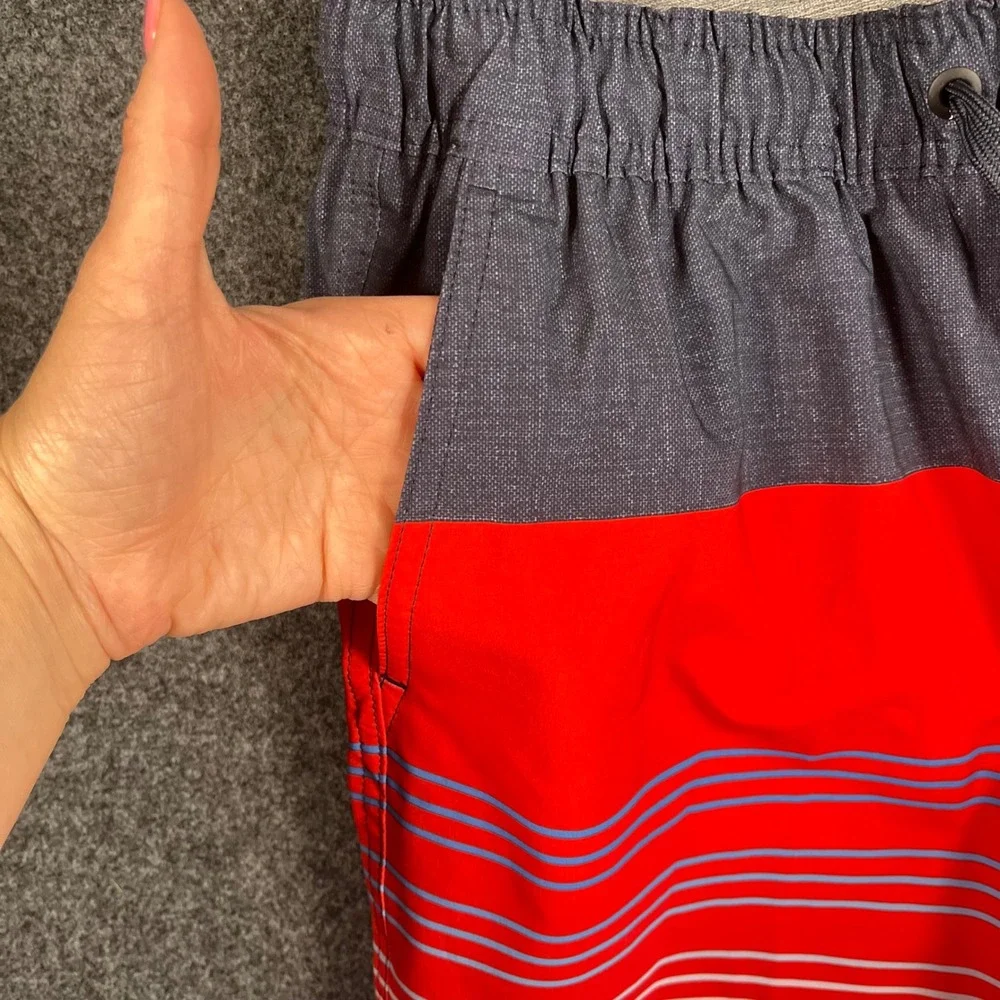 Hurley Mens Board Shorts Medium Red Blue Ombre Striped Swim Trunks Elastic Waist